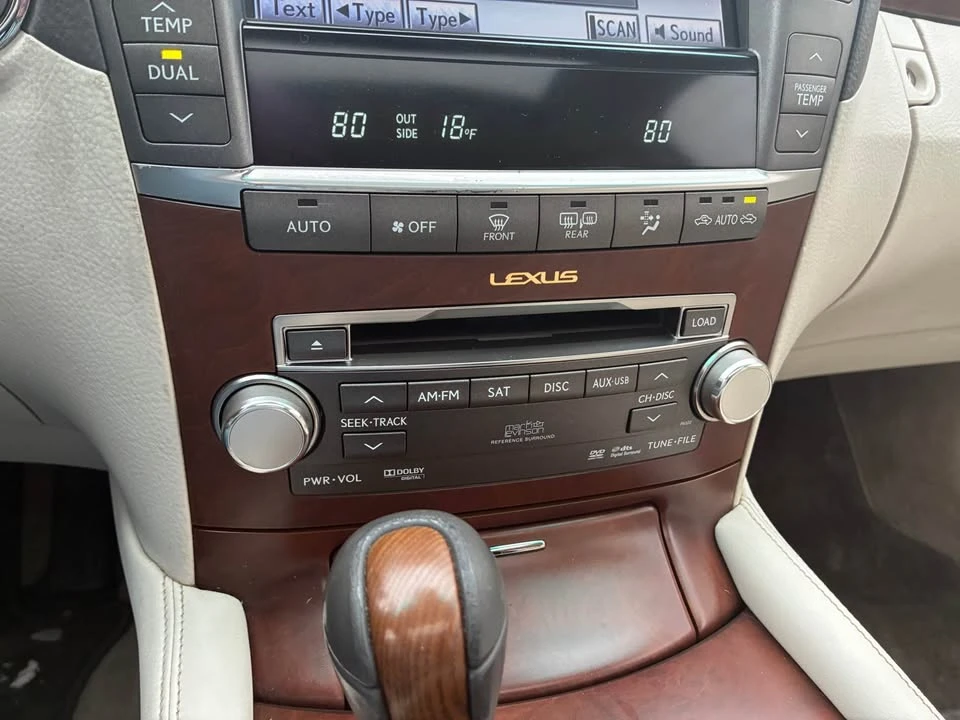 2010 Lexus LS 4th Gen - Image 14 of 18