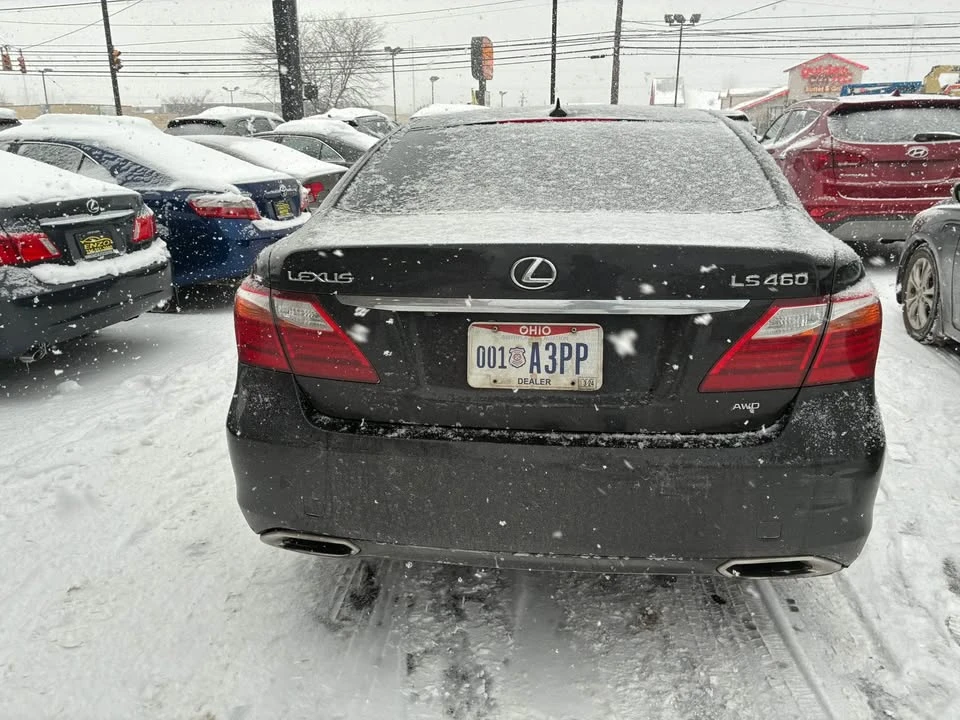 2010 Lexus LS 4th Gen - Image 5 of 18
