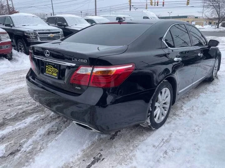 2010 Lexus LS 4th Gen - Image 4 of 15