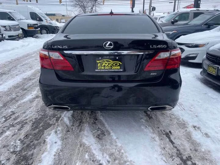 2010 Lexus LS 4th Gen - Image 5 of 15