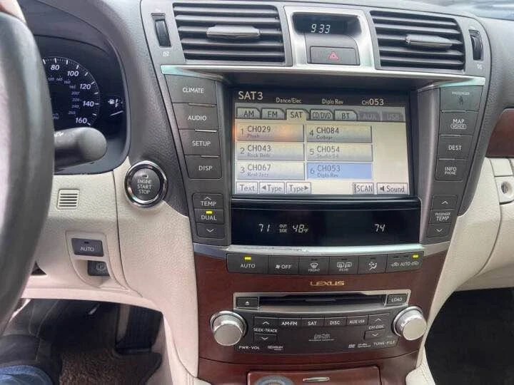 2010 Lexus LS 4th Gen - Image 13 of 15