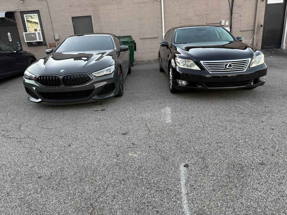 2010 Lexus LS 4th Gen - Image 5 of 8