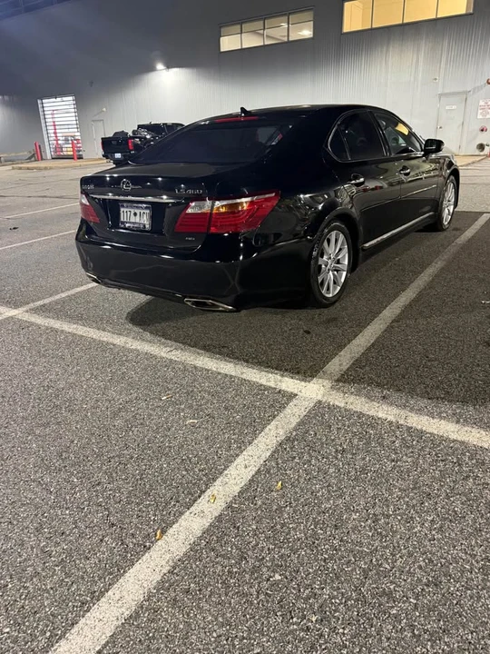 2010 Lexus LS 4th Gen - Image 6 of 8