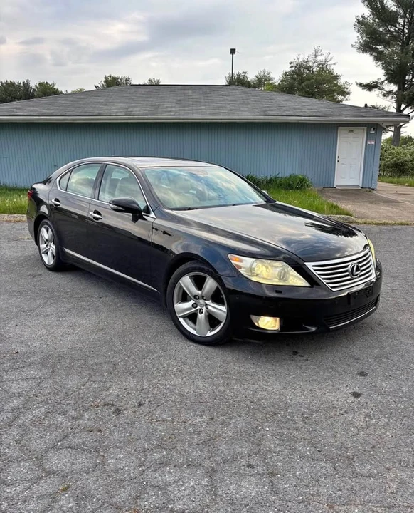 2010 Lexus LS 4th Gen - Image 5 of 5