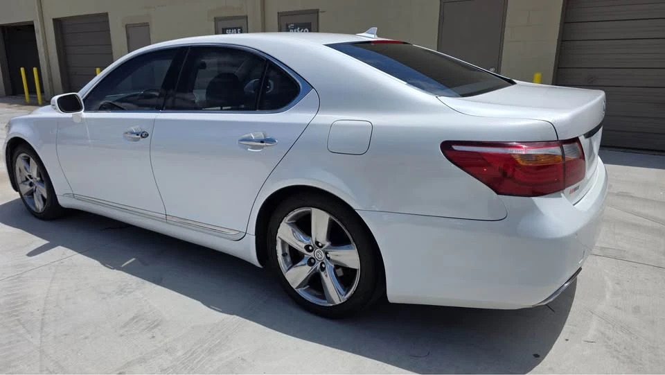 2010 Lexus LS 4th Gen - Image 3 of 18