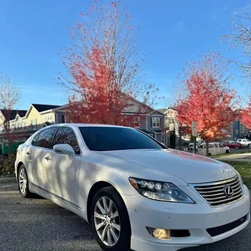 2010 Lexus LS 460 Sedan 4D