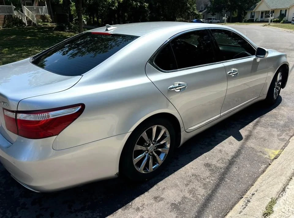 2010 Lexus LS 4th Gen - Image 3 of 9