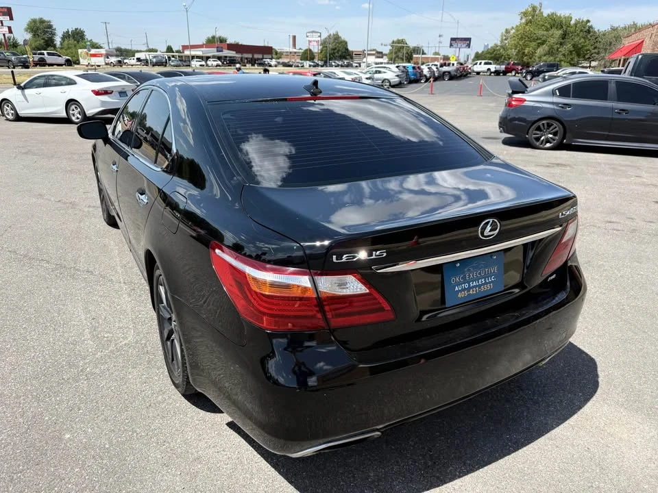 2010 Lexus LS 4th Gen - Image 4 of 20