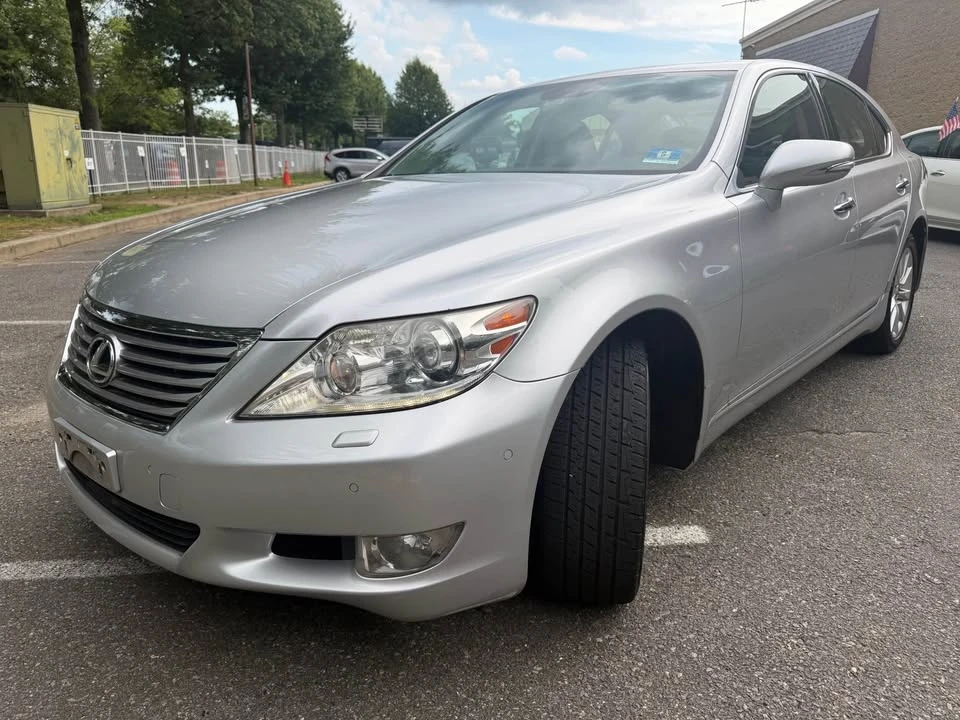 2010 Lexus LS 4th Gen - Image 2 of 17