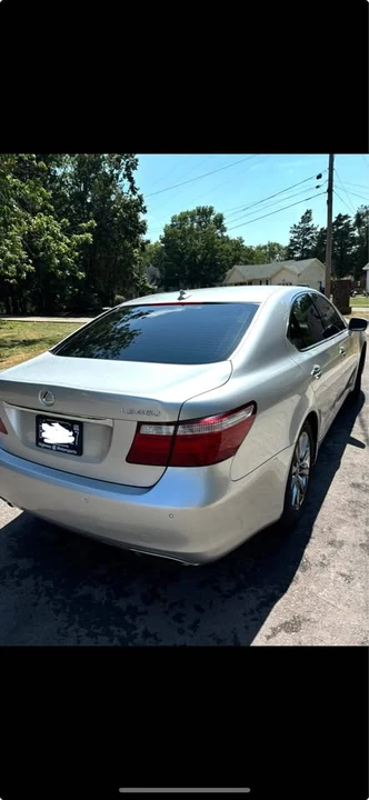 2010 Lexus LS 4th Gen - Image 2 of 9