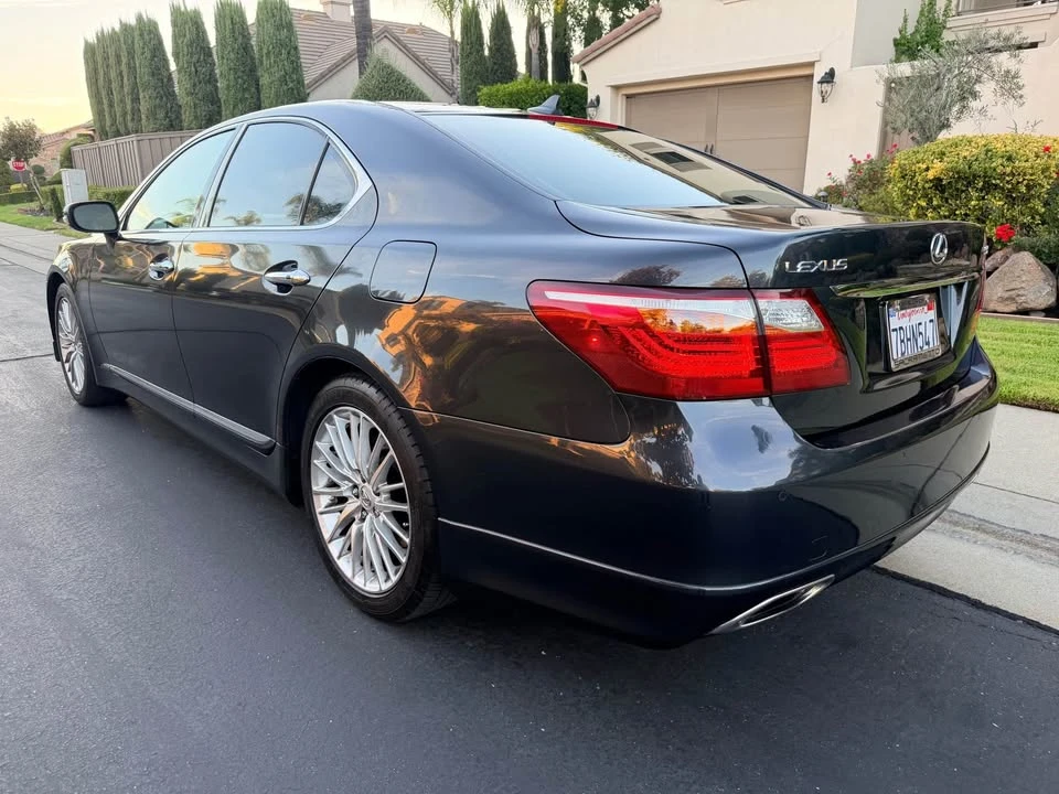 2010 Lexus LS 4th Gen - Image 3 of 13