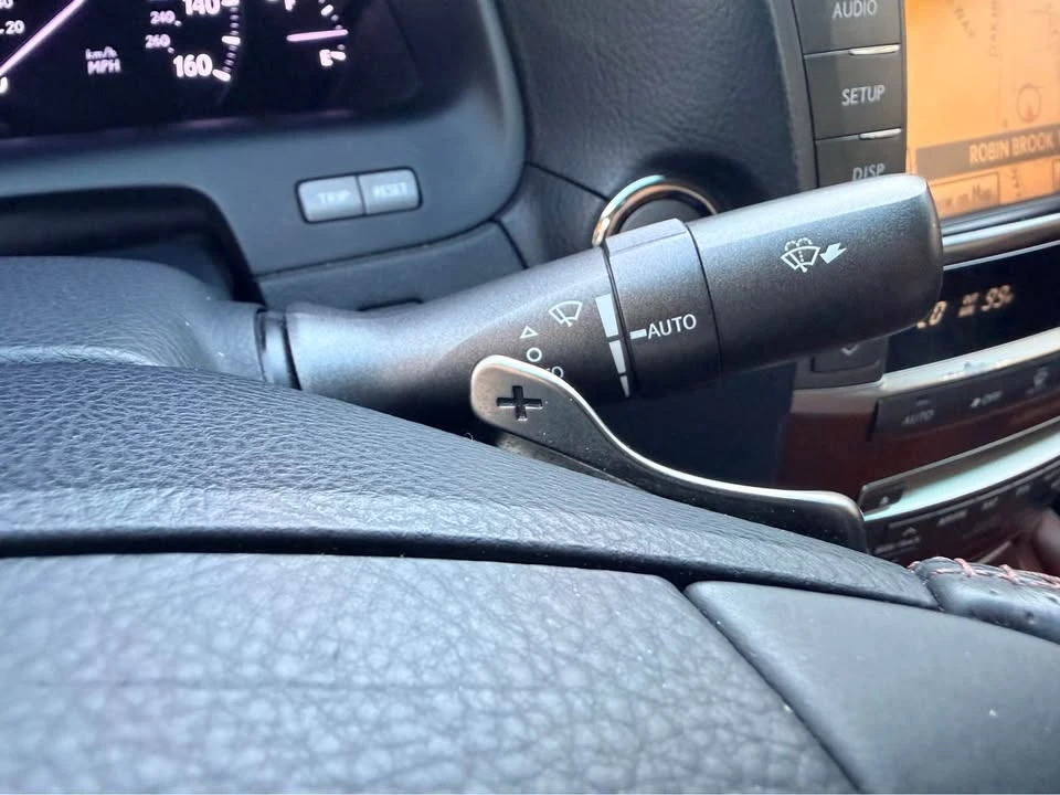 2010 Lexus LS 4th Gen - Image 13 of 13