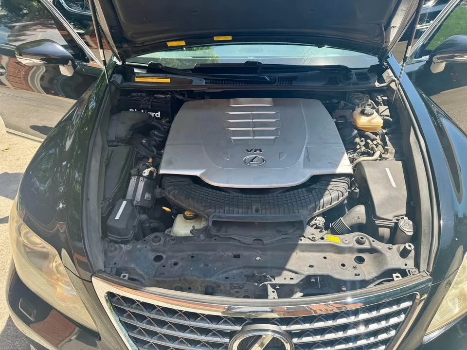 2010 Lexus LS 4th Gen - Image 11 of 11