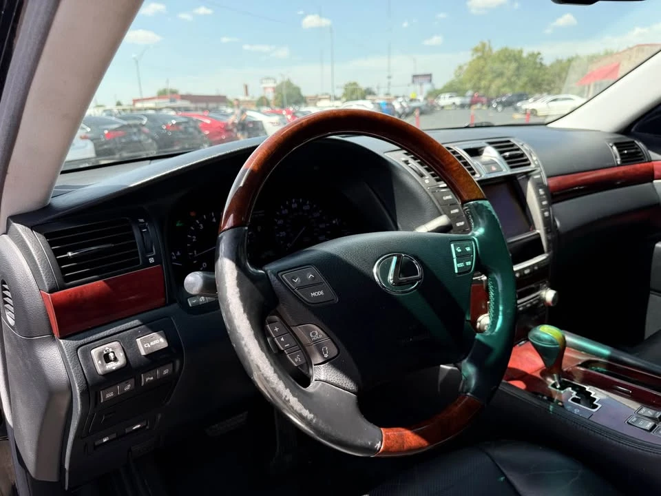 2010 Lexus LS 4th Gen - Image 12 of 20