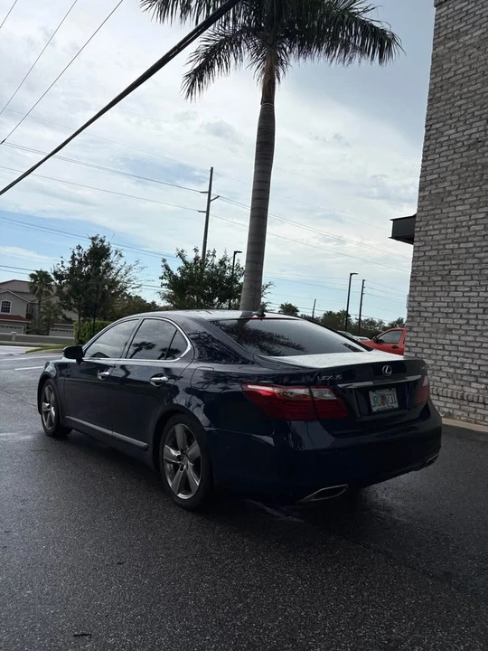 2010 Lexus LS 4th Gen - Image 3 of 12