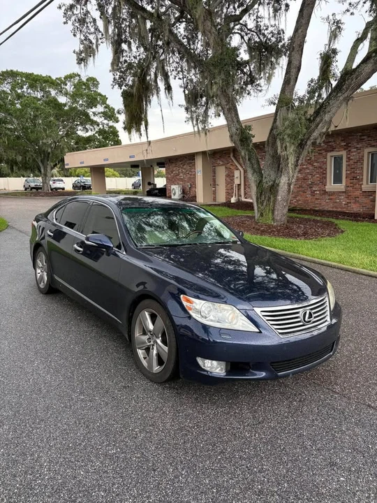2010 Lexus LS 4th Gen - Image 7 of 12