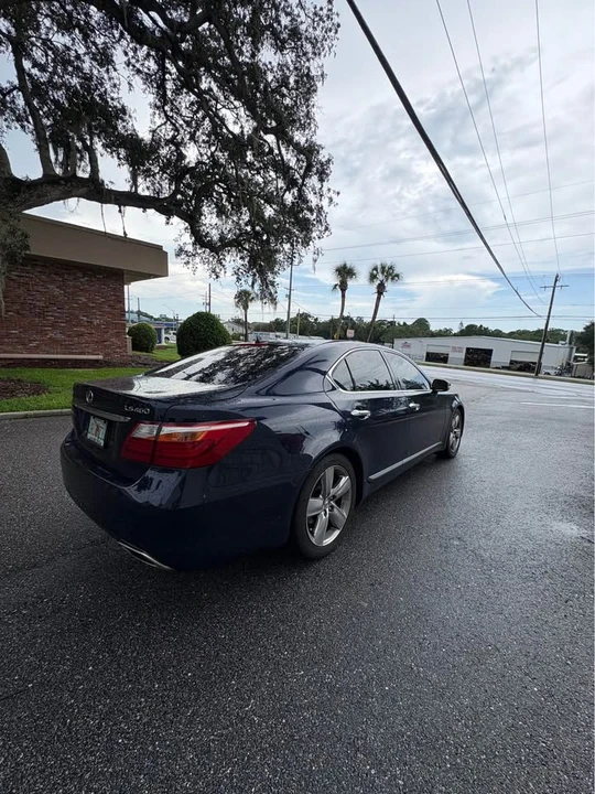 2010 Lexus LS 4th Gen - Image 6 of 12