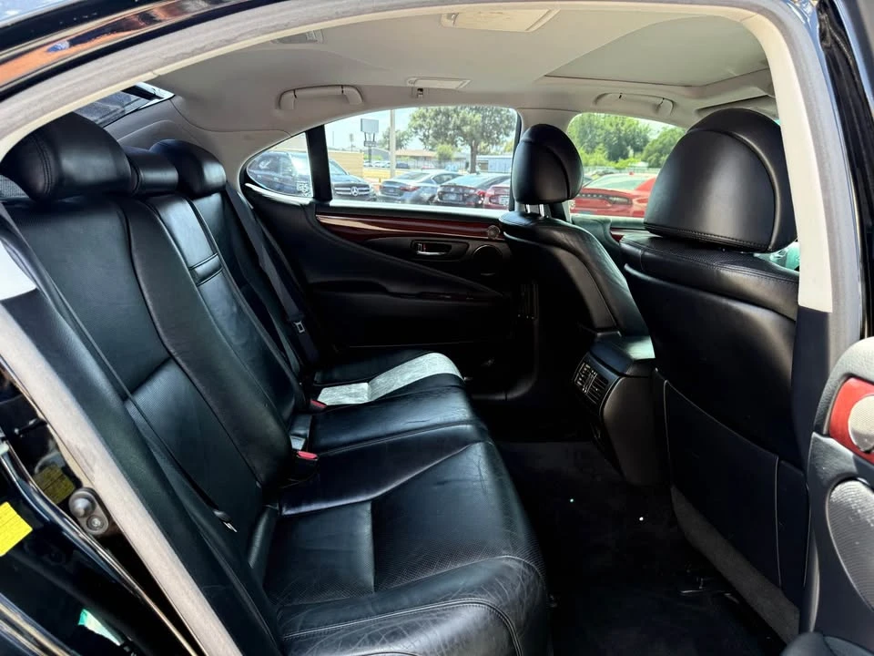 2010 Lexus LS 4th Gen - Image 10 of 20