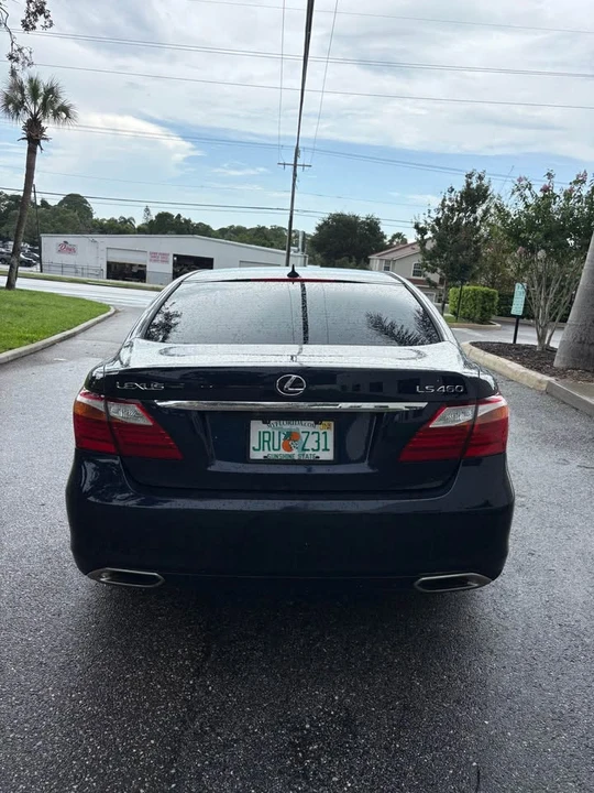 2010 Lexus LS 4th Gen - Image 4 of 12