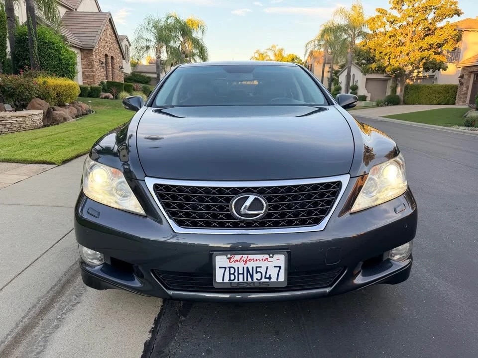 2010 Lexus LS 4th Gen - Image 8 of 13
