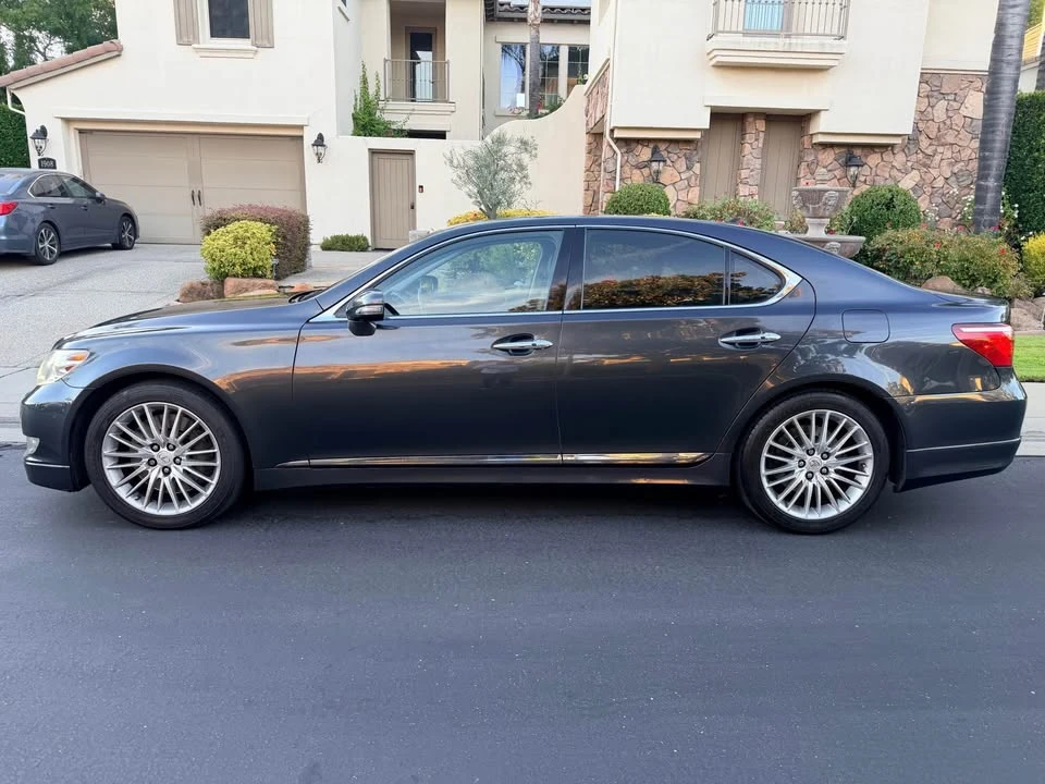 2010 Lexus LS 4th Gen - Image 2 of 13
