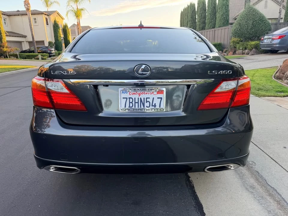 2010 Lexus LS 4th Gen - Image 4 of 13