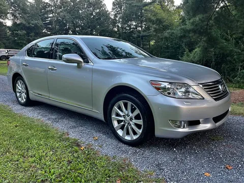 2010 Lexus LS 460 Sedan 4D