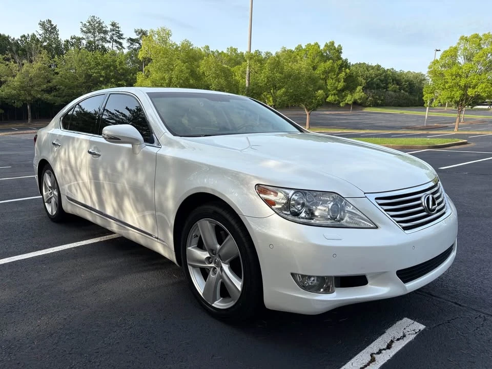 2010 Lexus LS 4th Gen - Image 3 of 20