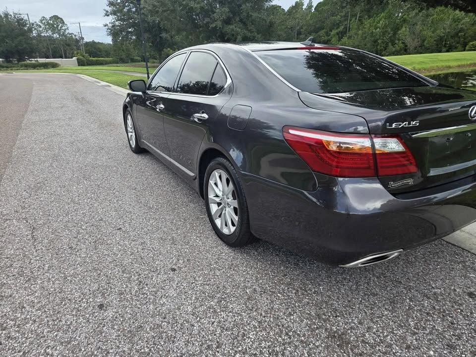 2010 Lexus LS 4th Gen - Image 3 of 15