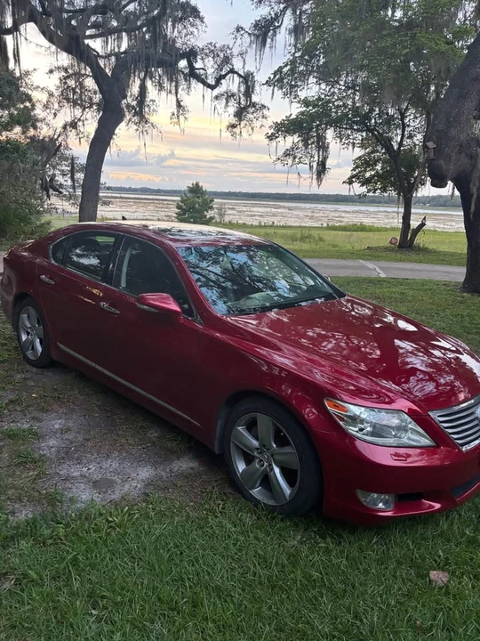 2010 Lexus LS 4th Gen - Image 2 of 11