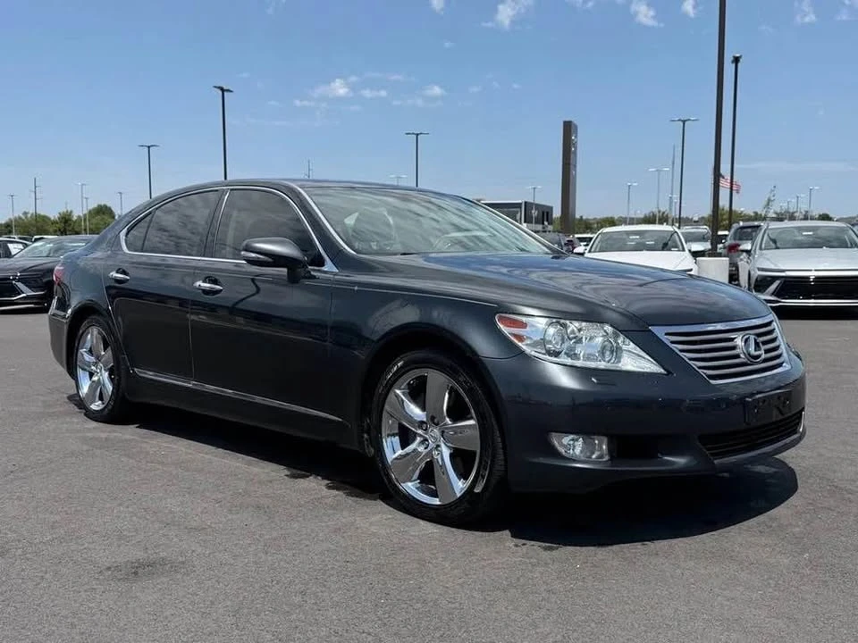 2010 Lexus LS 4th Gen - Image 4 of 7