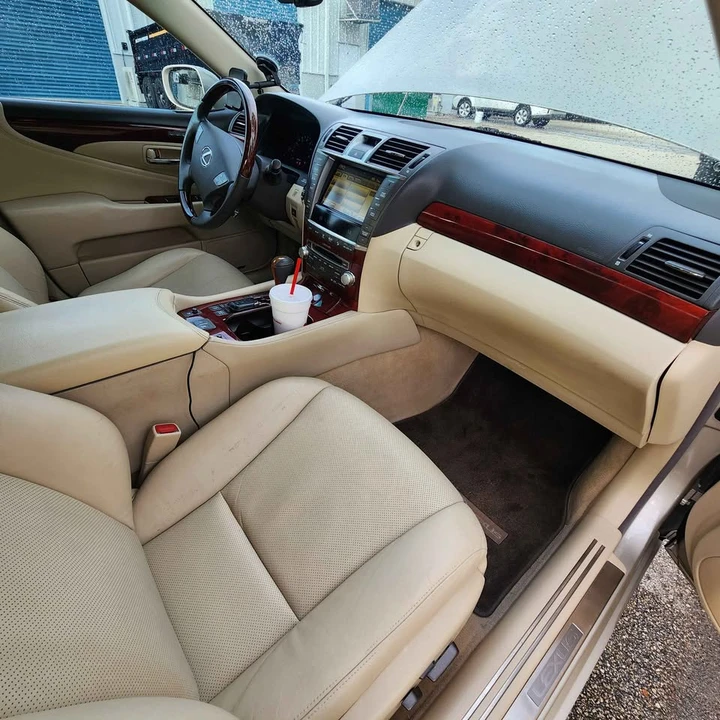 2010 Lexus LS 4th Gen - Image 10 of 19