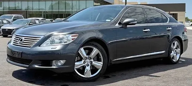 2010 Lexus LS 460 Sedan 4D