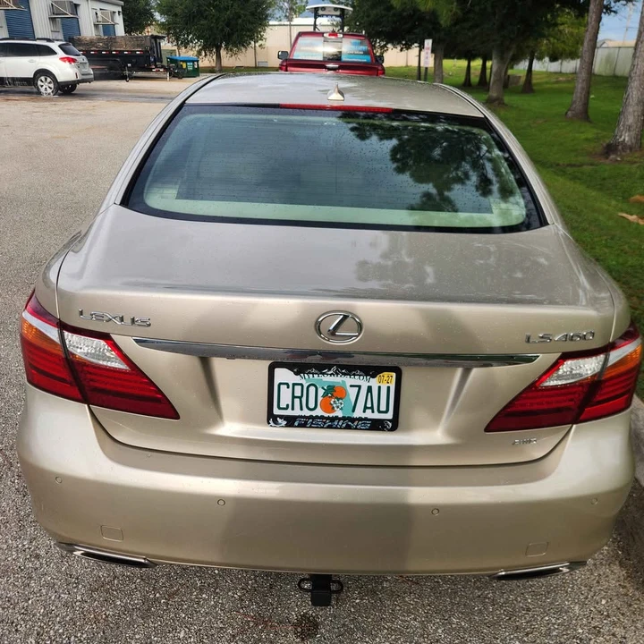 2010 Lexus LS 4th Gen - Image 3 of 19