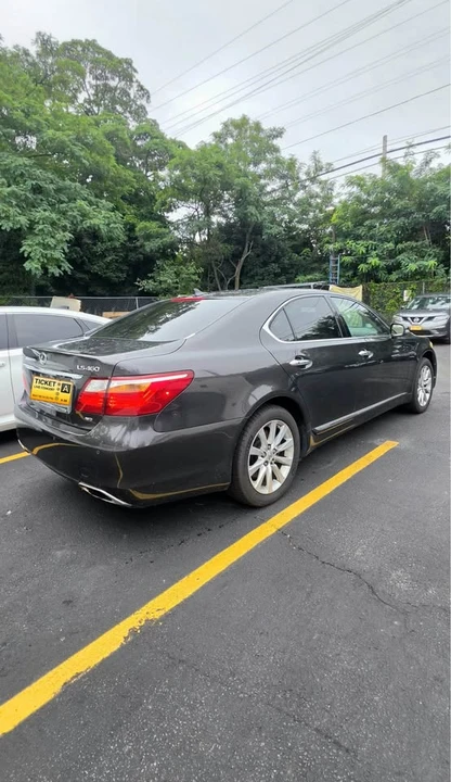 2010 Lexus LS 4th Gen - Image 3 of 11