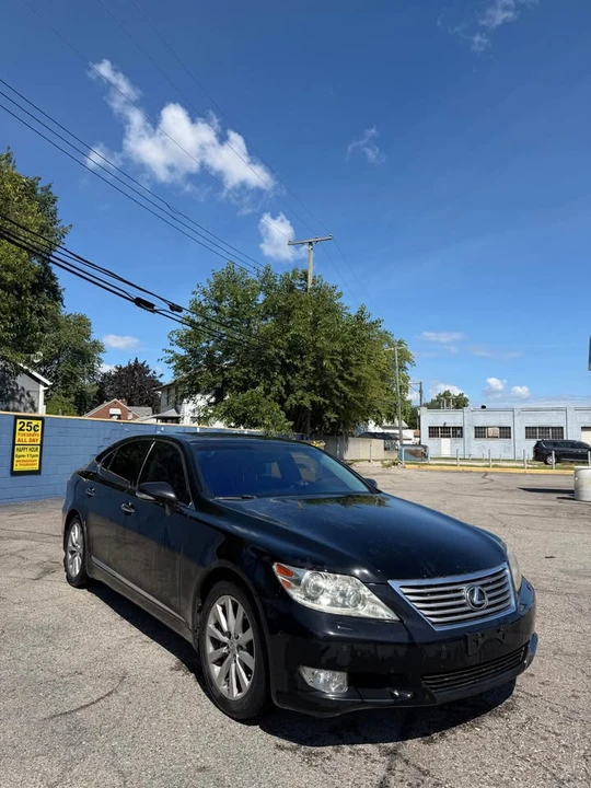2010 Lexus LS 4th Gen - Image 2 of 11