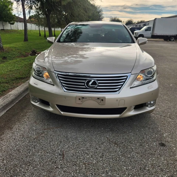 2010 Lexus LS 4th Gen - Image 2 of 19