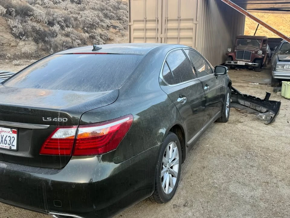2010 Lexus LS 4th Gen - Image 3 of 7