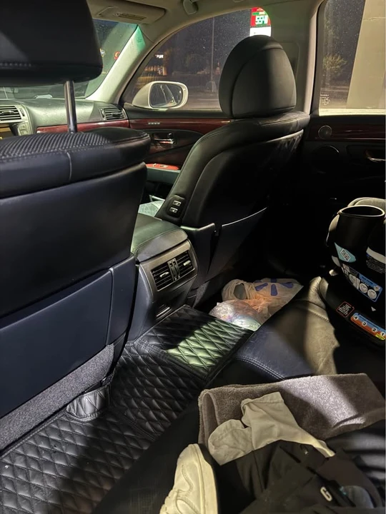 2010 Lexus LS 4th Gen - Image 2 of 7