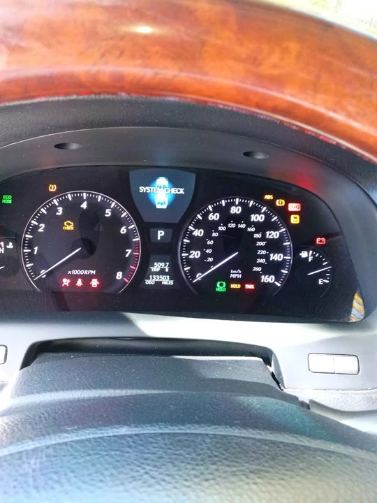 2010 Lexus LS 4th Gen - Image 8 of 9