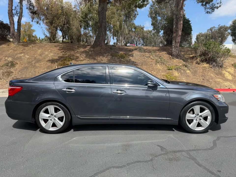 2010 Lexus LS 4th Gen - Image 5 of 14
