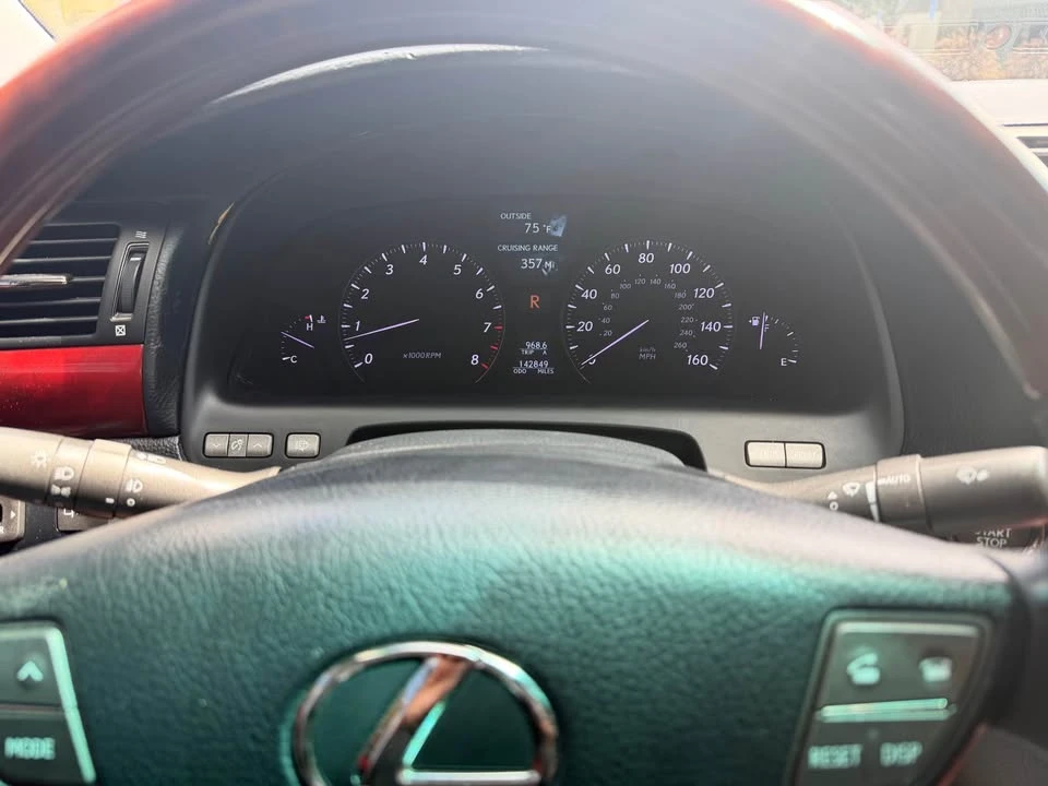 2010 Lexus LS 4th Gen - Image 11 of 14