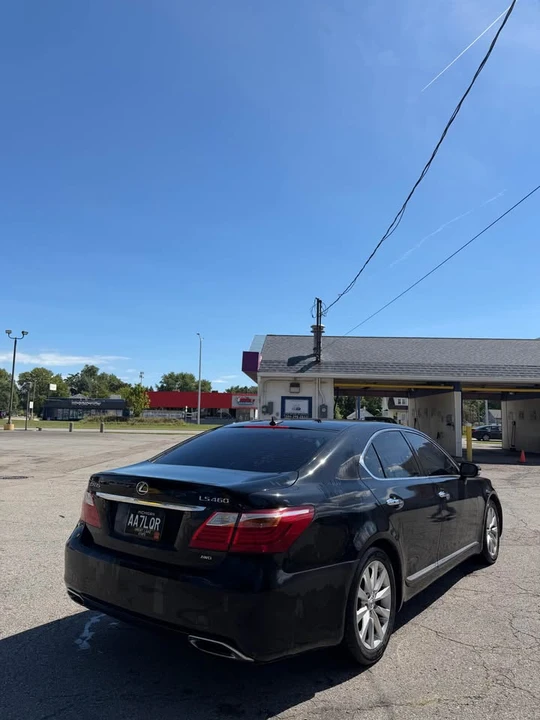 2010 Lexus LS 4th Gen - Image 3 of 11