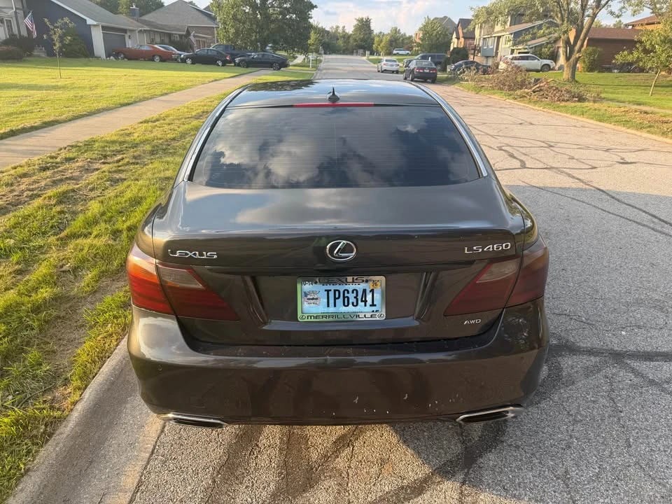 2010 Lexus LS 4th Gen - Image 3 of 14