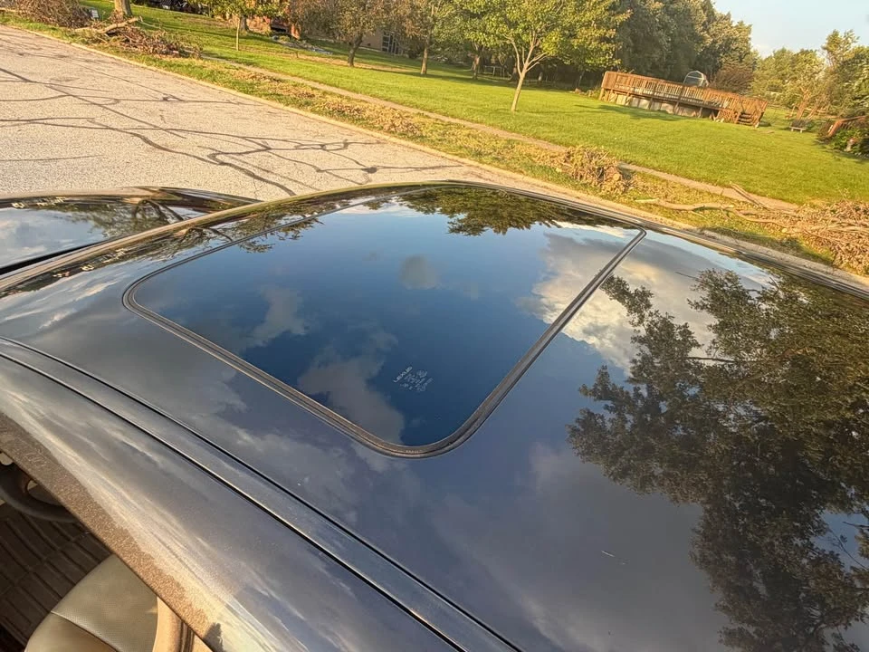 2010 Lexus LS 4th Gen - Image 13 of 14