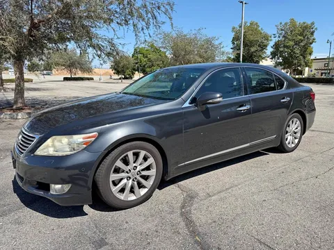 2010 Lexus LS 460 Sedan 4D