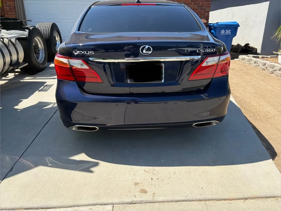 2010 Lexus LS 4th Gen - Image 8 of 8