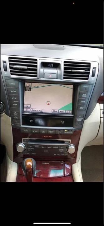 2010 Lexus LS 4th Gen - Image 4 of 7