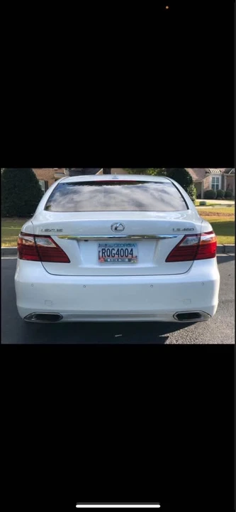 2010 Lexus LS 4th Gen - Image 2 of 7