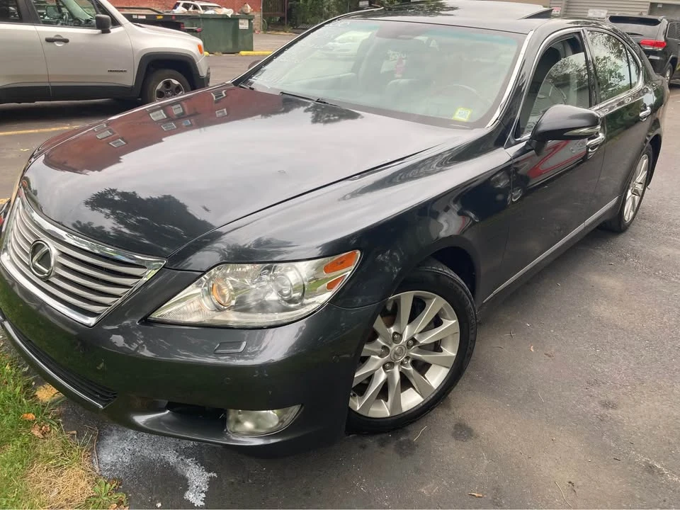 2010 Lexus LS 4th Gen - Image 2 of 8